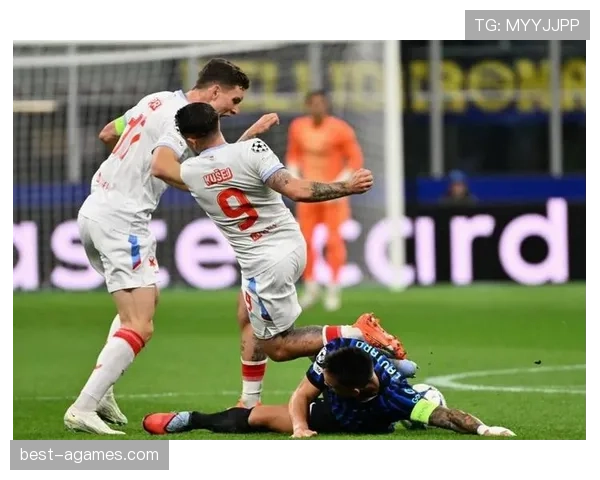 国米中场控球稳健但节奏单一，问题已逐步反映在比赛走势中