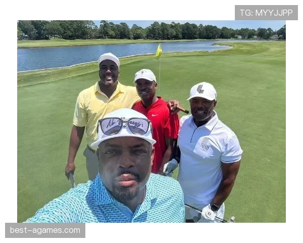 埃迪·琼斯无球跑动撕裂防线，3D属性成球队外线关键支点